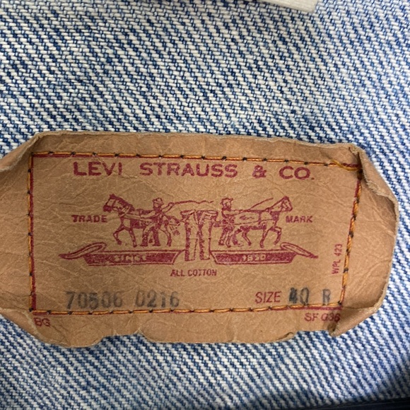 SOLD Vintage Levi's 1980s Type 3 Denim Jacket - Picture 3 of 7